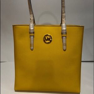 Michael Kors jet set travel large NS tote